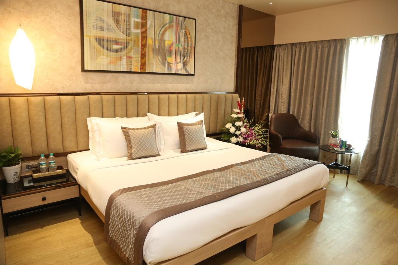 The Regenza By Tunga Hotell Navi Mumbai Exteriör bild