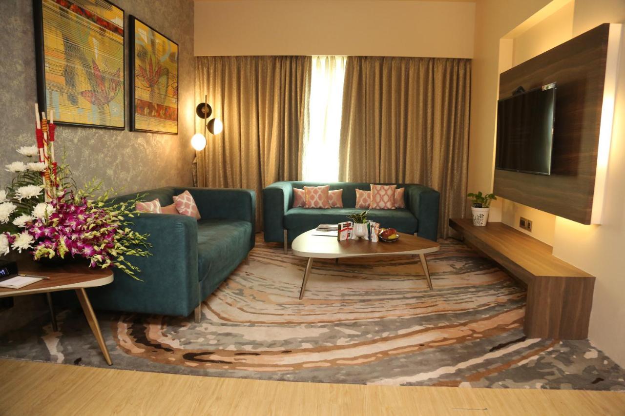 The Regenza By Tunga Hotell Navi Mumbai Exteriör bild