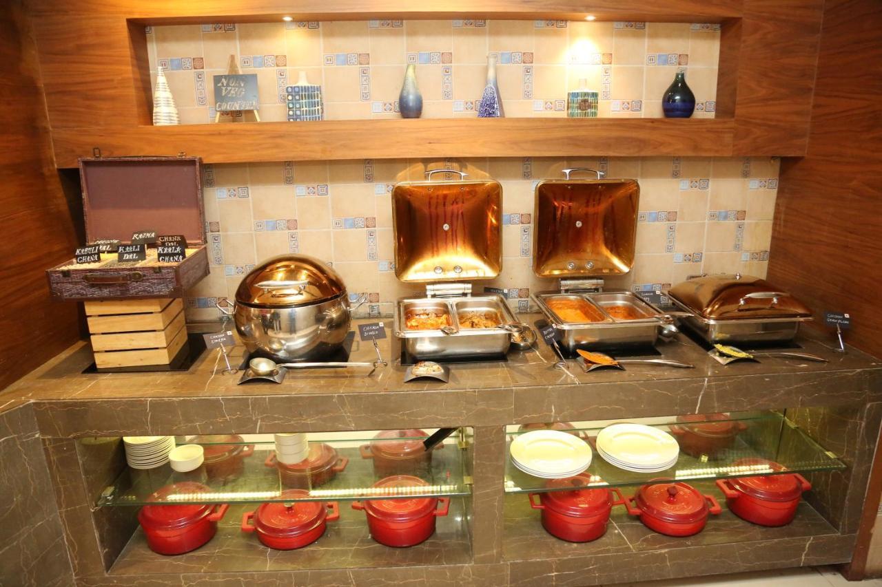 The Regenza By Tunga Hotell Navi Mumbai Exteriör bild