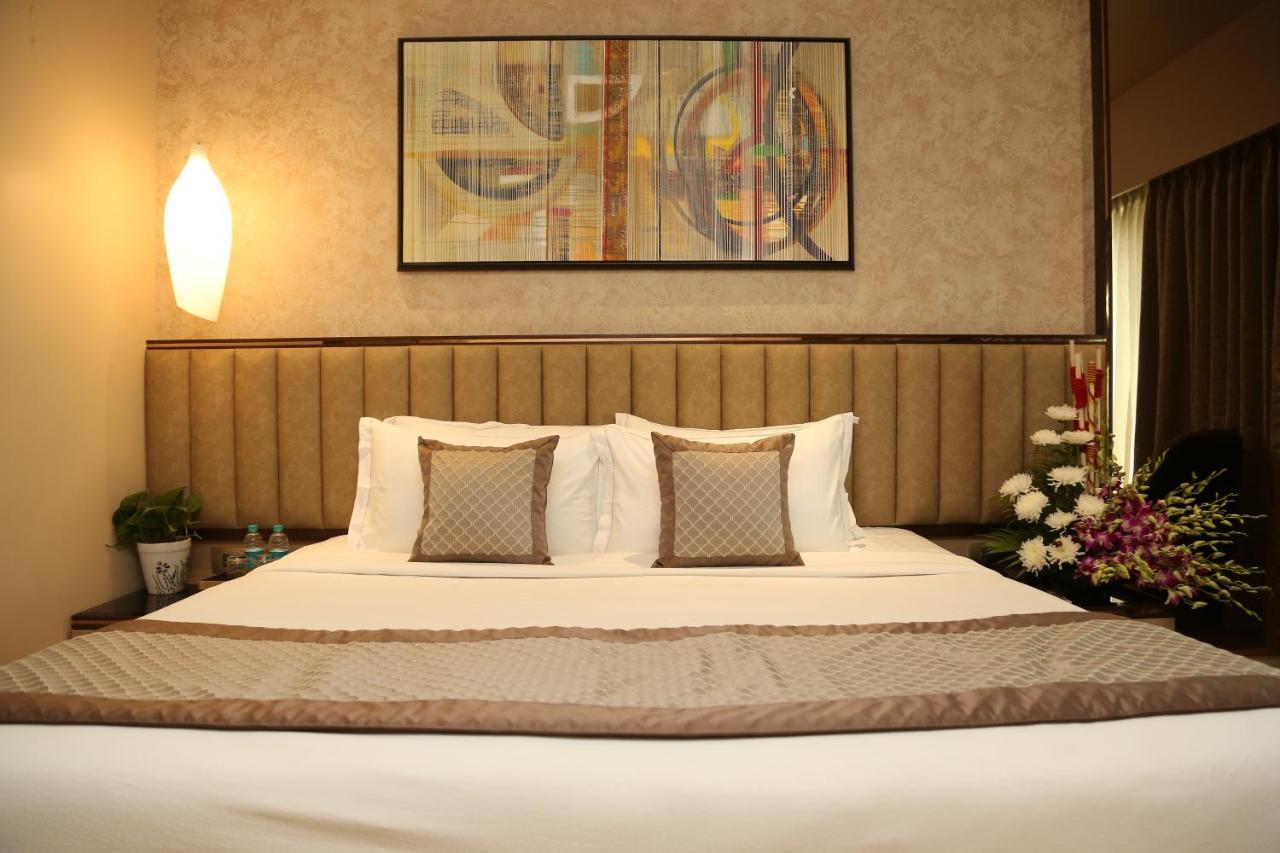 The Regenza By Tunga Hotell Navi Mumbai Exteriör bild