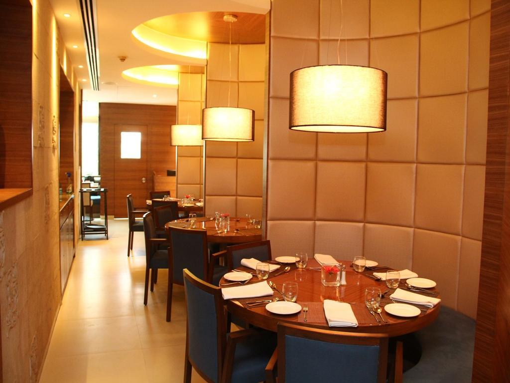 The Regenza By Tunga Hotell Navi Mumbai Exteriör bild